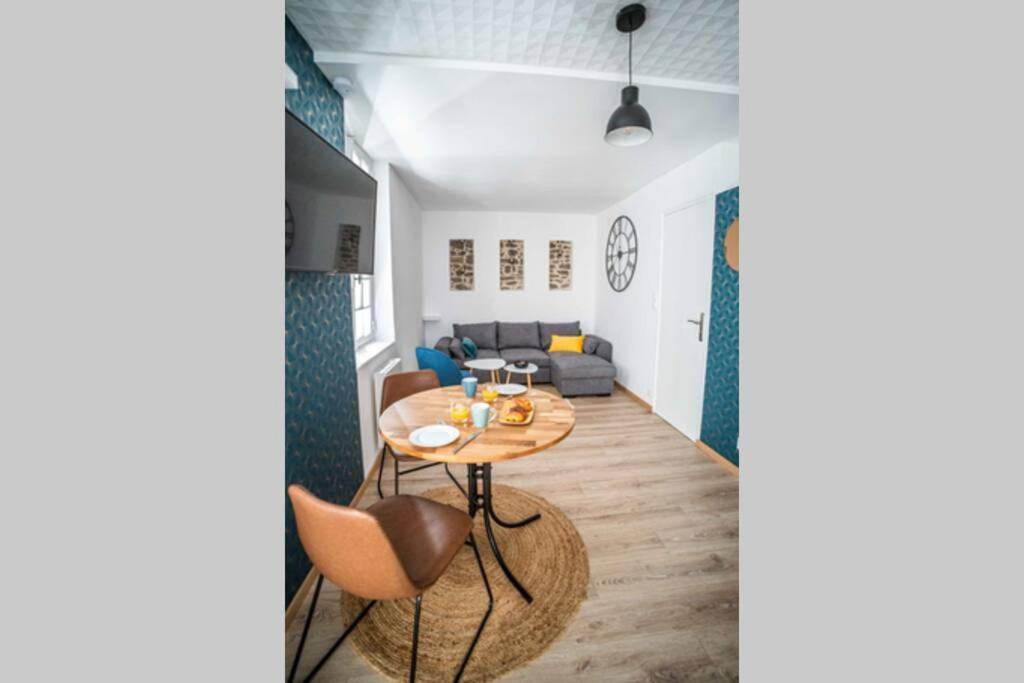 Cudjoe Apartamento Dinan Exterior foto